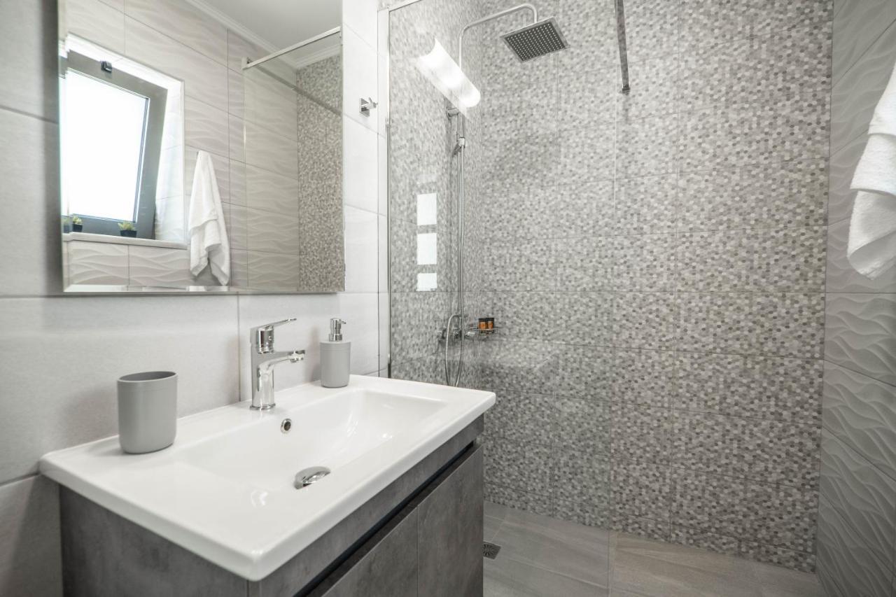 Kiani Apts Kalyves Dış mekan fotoğraf